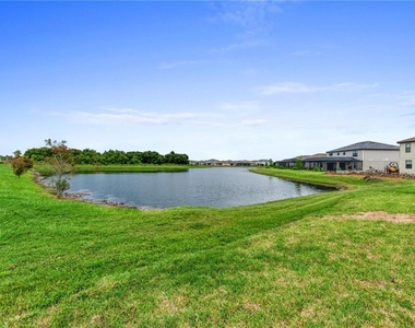 16464 Whale Grey Place - Photo Thumbnail 39