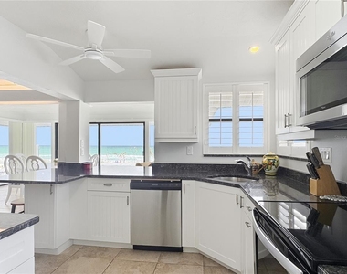 2823 Gulf Of Mexico Drive - Photo Thumbnail 13