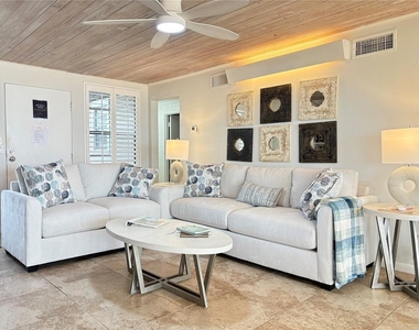 2823 Gulf Of Mexico Drive - Photo Thumbnail 4