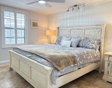 2823 Gulf Of Mexico Drive - Photo Thumbnail 21