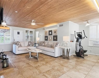2823 Gulf Of Mexico Drive - Photo Thumbnail 6