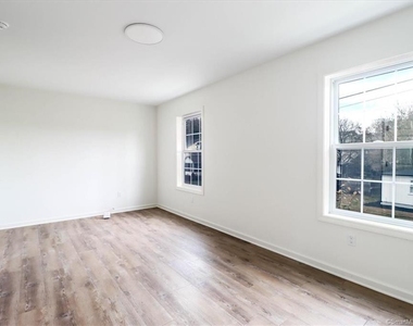 80 South Street - Photo Thumbnail 18
