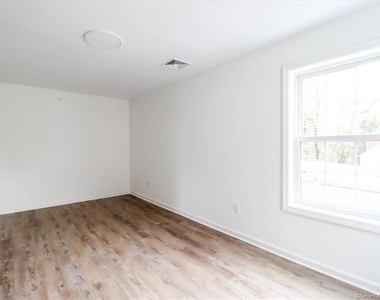 80 South Street - Photo Thumbnail 12