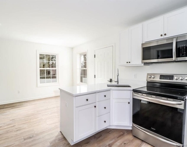 80 South Street - Photo Thumbnail 15