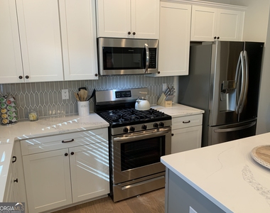 4230 Old Cherokee Street - Photo Thumbnail 27