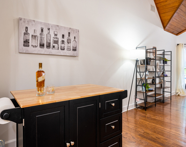 29 Dean Road Se - Photo Thumbnail 5