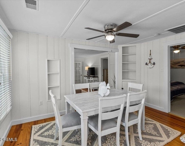 51 3rd Avenue - Photo Thumbnail 3