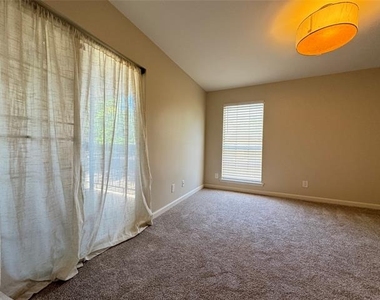 12480 Abrams Road - Photo Thumbnail 14