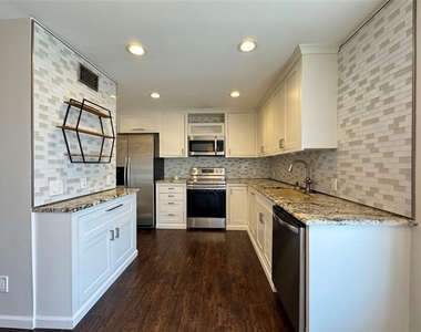 12480 Abrams Road - Photo Thumbnail 10