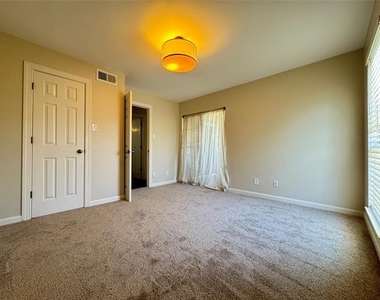 12480 Abrams Road - Photo Thumbnail 13