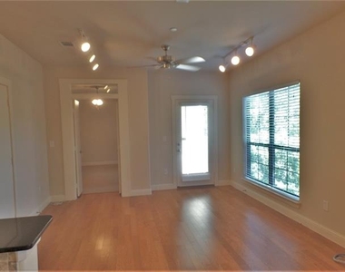 6159 Oram Street - Photo Thumbnail 8