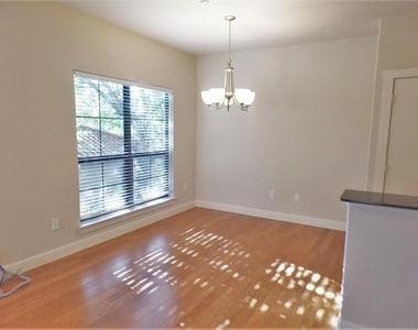 6159 Oram Street - Photo Thumbnail 4