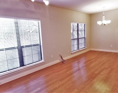 6159 Oram Street - Photo Thumbnail 7