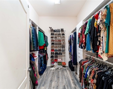 5206 Topeka Drive - Photo Thumbnail 34