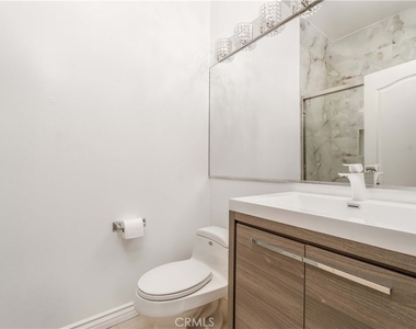 5206 Topeka Drive - Photo Thumbnail 59
