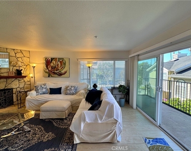 230 S Catalina - Photo Thumbnail 15