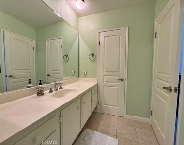 230 S Catalina - Photo Thumbnail 32