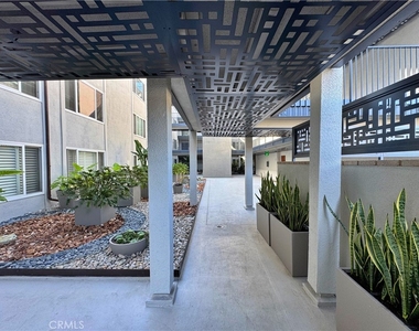 230 S Catalina - Photo Thumbnail 51