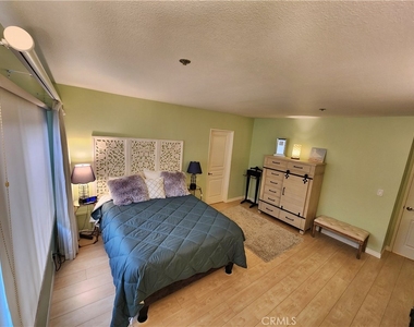 230 S Catalina - Photo Thumbnail 34