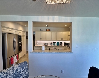 230 S Catalina - Photo Thumbnail 13