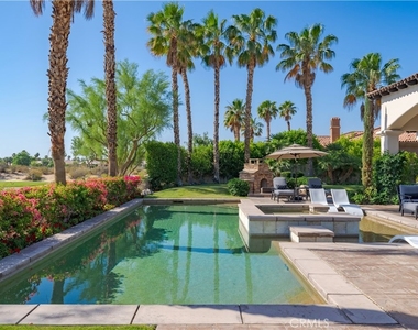 55380 Royal St George - Photo Thumbnail 5