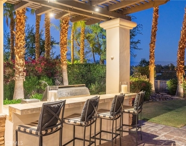 55380 Royal St George - Photo Thumbnail 21