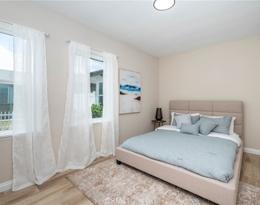 2241 Grand Ave - Photo Thumbnail 9