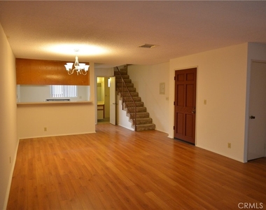 410 Milford Street - Photo Thumbnail 4