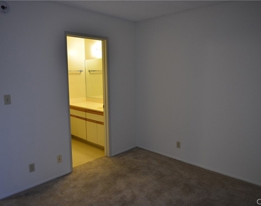 410 Milford Street - Photo Thumbnail 13