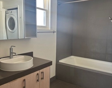 1234 Wilshire Boulevard - Photo Thumbnail 5