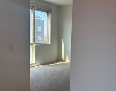 1234 Wilshire Boulevard - Photo Thumbnail 9