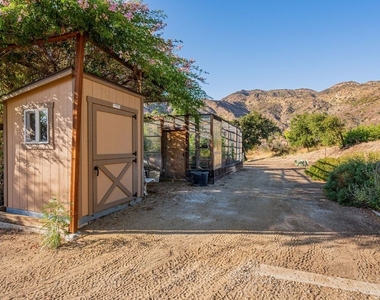34136 Mulholland Highway - Photo Thumbnail 42