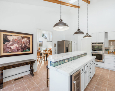 34136 Mulholland Highway - Photo Thumbnail 13