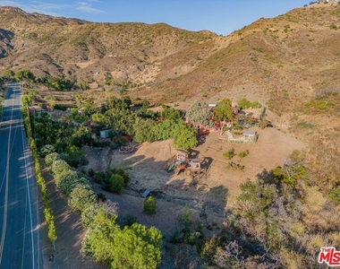 34136 Mulholland Highway - Photo Thumbnail 70