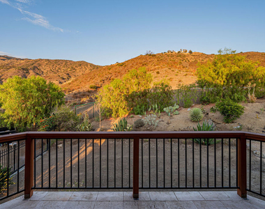 34136 Mulholland Highway - Photo Thumbnail 23