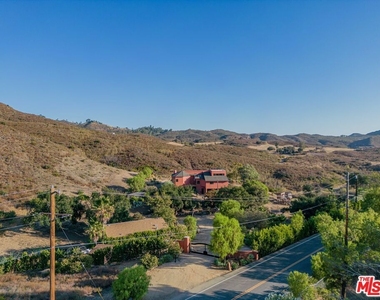 34136 Mulholland Highway - Photo Thumbnail 69