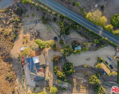 34136 Mulholland Highway - Photo Thumbnail 5