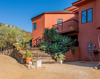 34136 Mulholland Highway - Photo Thumbnail 57