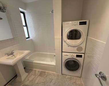332 East 71st Street - Photo Thumbnail 5