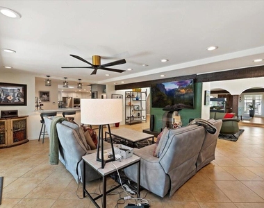 73191 Shadow Mountain Drive - Photo Thumbnail 13