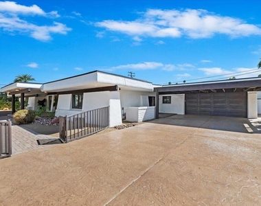 73191 Shadow Mountain Drive - Photo Thumbnail 1