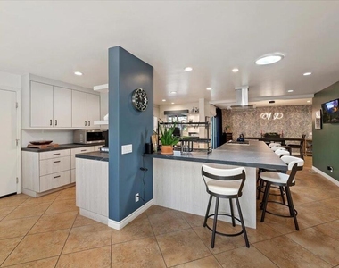 73191 Shadow Mountain Drive - Photo Thumbnail 24