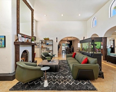 73191 Shadow Mountain Drive - Photo Thumbnail 7