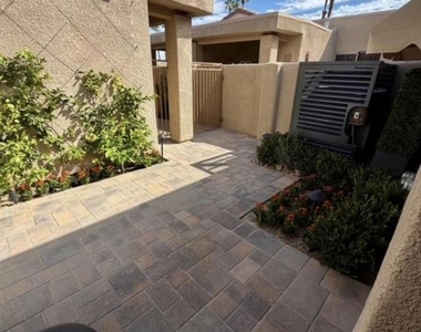 72499 Desert Flower Drive - Photo Thumbnail 1