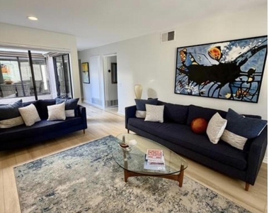 72499 Desert Flower Drive - Photo Thumbnail 6