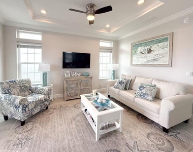 453 Ne Indian River Drive - Photo Thumbnail 5