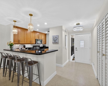 479 Prestwick Circle - Photo Thumbnail 7