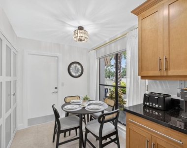 479 Prestwick Circle - Photo Thumbnail 11