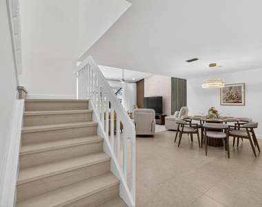 479 Prestwick Circle - Photo Thumbnail 17