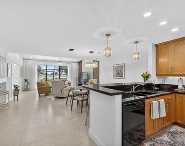 479 Prestwick Circle - Photo Thumbnail 8